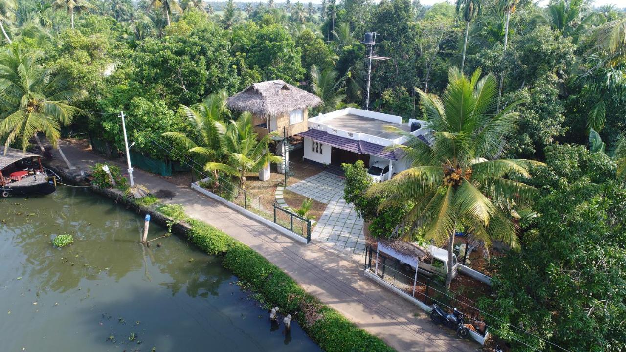 Garggi Kumarakom Village Homestay Exterior foto
